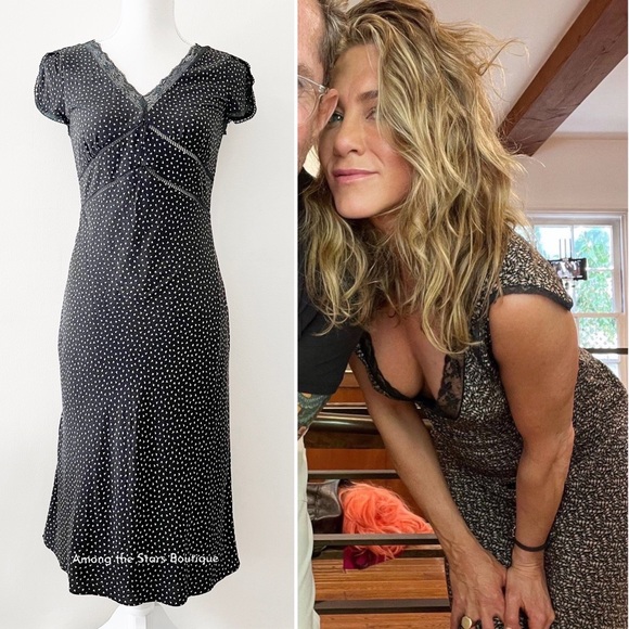Alt. Version of Famous Dress that Jennifer Aniston Stole from the Set of Friends - Picture 2 of 13